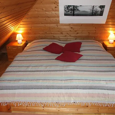 Individuelles Ferienhaus Ueber Drei Etagen *