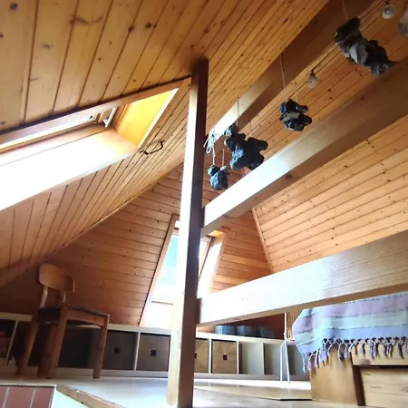 Individuelles Ferienhaus Ueber Drei Etagen Сasa de vacaciones *