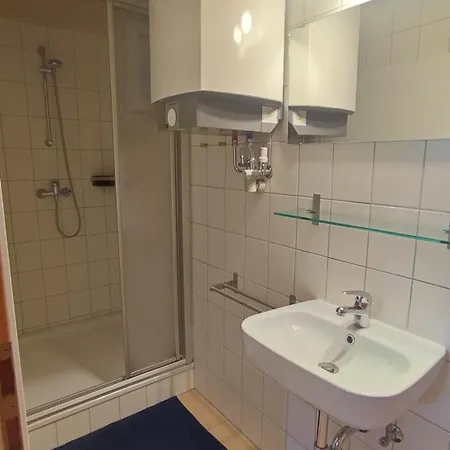 Сasa de vacaciones Individuelles Ferienhaus Ueber Drei Etagen Sellin (Rugen)